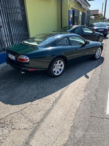 Usato 1997 Jaguar XK8 4.0 Benzin 284 CV (22.000 €)