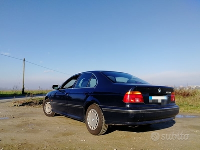 Usato 1999 BMW 520 2.0 Benzin (5.000 €)