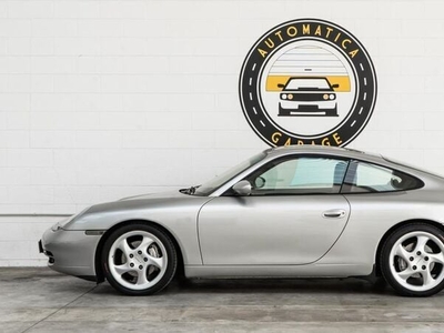 Usato 2000 Porsche 911 Carrera 4 3.4 Benzin 301 CV (52.000 €)