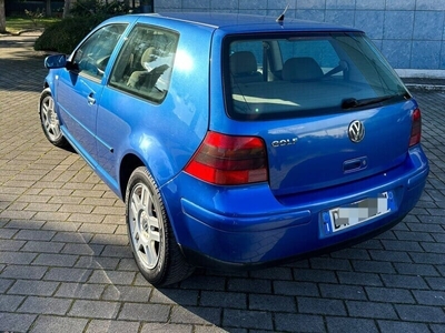Usato 2000 VW Golf IV 1.4 Benzin 75 CV (1.700 €)