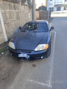 Usato 2002 Hyundai Coupé 1.6 Benzin 105 CV (1.400 €)