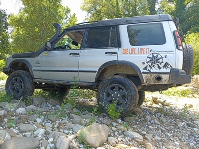 Usato 2003 Land Rover Discovery 2.5 Diesel 138 CV (16.500 €)