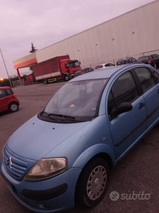 Usato 2004 Citroën C3 Benzin (2.500 €)