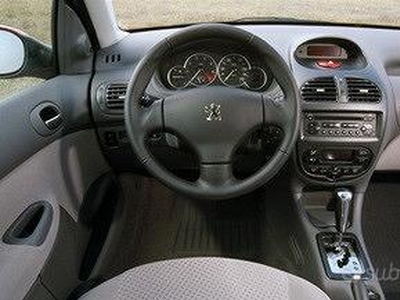 Usato 2006 Peugeot 206 1.4 Diesel 68 CV (2.000 €)