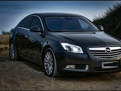 Usato 2011 Opel Insignia 2.0 Diesel 160 CV (7.000 €)