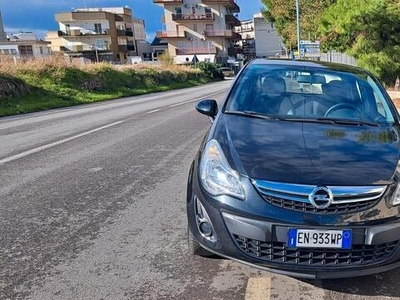 Usato 2012 Opel Corsa 1.2 Benzin 85 CV (6.700 €)