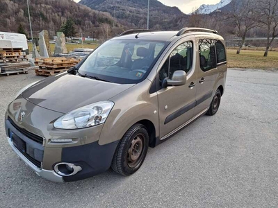 Usato 2013 Peugeot Partner Tepee 1.6 Diesel 114 CV (7.800 €)