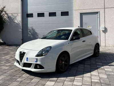 Usato 2014 Alfa Romeo 1750 1.7 Benzin 241 CV (18.990 €)