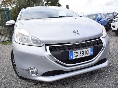 Usato 2014 Peugeot 208 1.4 Diesel 68 CV (7.900 €)