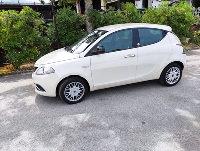 Usato 2016 Lancia Ypsilon LPG_Hybrid (8.300 €)