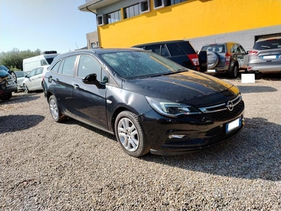 Usato 2016 Opel Astra 1.6 Diesel 110 CV (3.700 €)