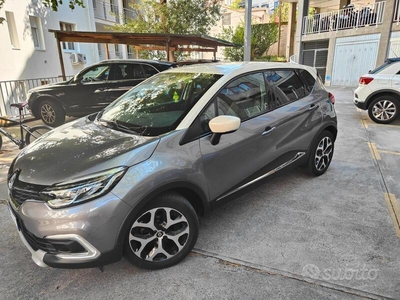Usato 2019 Renault Captur Benzin (15.000 €)