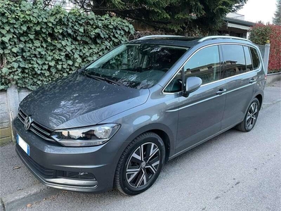 Usato 2019 VW Touran 1.5 Benzin 150 CV (33.900 €)