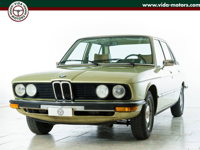 1977 | BMW 518