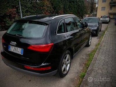 Audi Q5 2014 Scambio/vendo