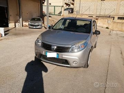 Dacia Sandero 1.4 8V GPL scadenza 2029