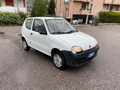 Fiat 600 1.1 54cv POCHI chilometri OK NEOPATENTATI