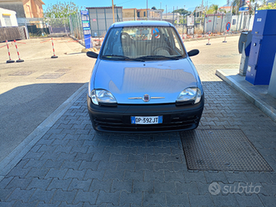 Fiat 600 anno 2008 km 104.000