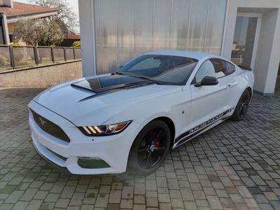 Ford Mustang 3.7