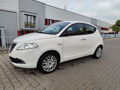 Lancia Ypsilon 1.2 69 CV