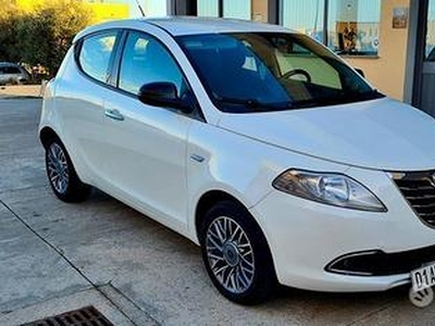 Lancia Ypsilon 1.3 Mjet 95cv