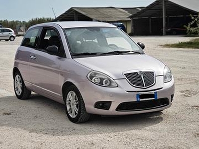 LANCIA Ypsilon PINK 1.2 benzina/METANO-EURO5