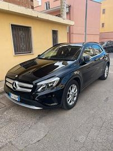 Mecedes GLA