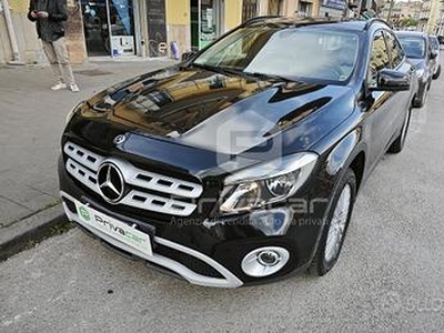 MERCEDES GLA 200 d Automatic 4Matic Business