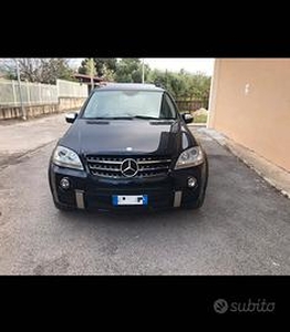 Mercedes ML 63 AMG super accessoriata