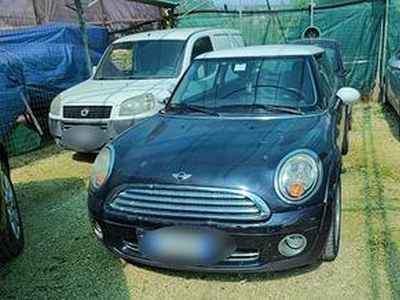 Mini 1.6 ONE BENZINA 2006 USATO