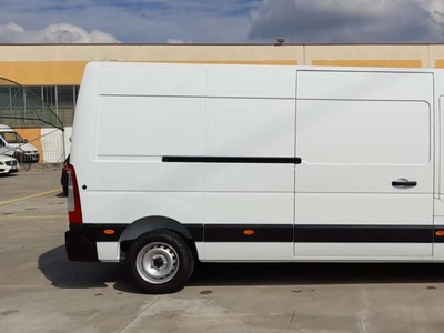 Nissan Interstar 99 kW