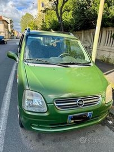 Opel agila 2002