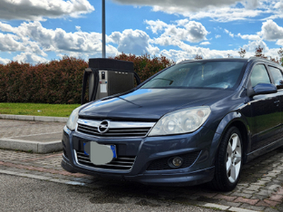 Opel astra h 1.7 sw cosmo