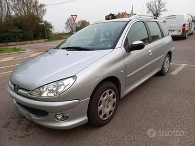Peugeot 206 - 2006