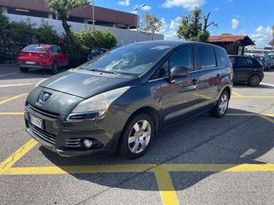 PEUGEOT - 5008 - 2.0 16V HDi 150CV Business