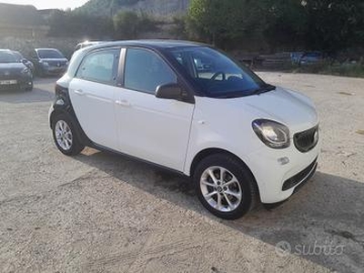 Smart ForFour 1.0 71CV S&S TWINAMIC AUT. PASSION B