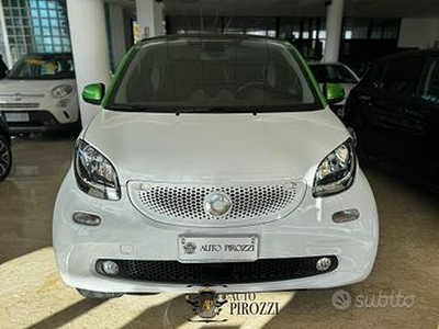 Smart fortwo passion eq electric drive 2017