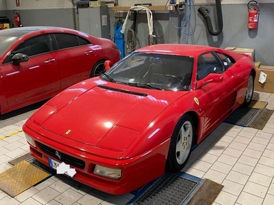 Usato 1991 Ferrari 348 3.4 Benzin 300 CV (80.000 €)