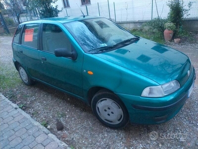 Usato 1996 Fiat Punto Benzin (2.000 €)