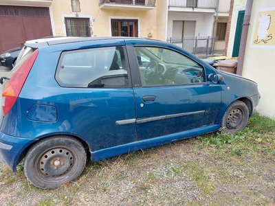 Usato 2000 Fiat Punto 1.2 Benzin 80 CV (1.000 €)