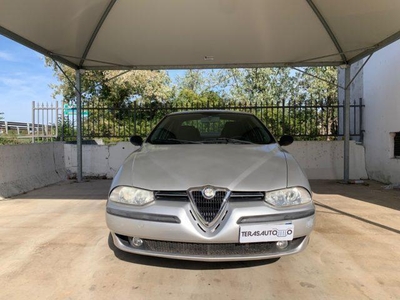 Usato 2001 Alfa Romeo 156 1.7 Benzin 140 CV (3.450 €)