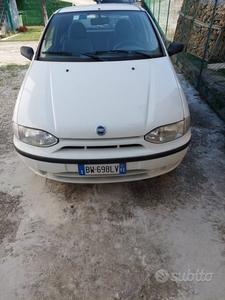 Usato 2002 Fiat Palio 1.2 Benzin 60 CV (1.500 €)