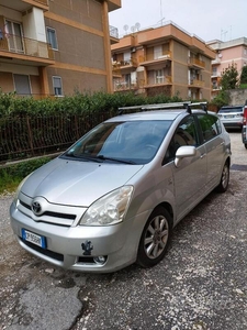 Usato 2005 Toyota Verso Diesel (1.700 €)