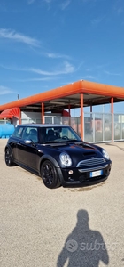 Usato 2007 Mini Cooper 1.6 Benzin 175 CV (4.500 €)