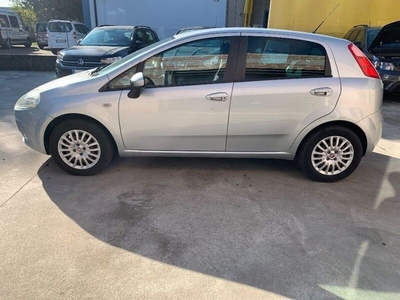 Usato 2009 Fiat Grande Punto 1.3 Diesel 75 CV (2.900 €)