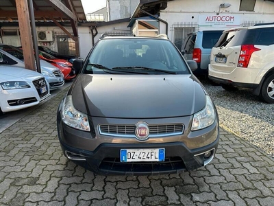 Usato 2009 Fiat Sedici 1.6 Benzin 120 CV (5.900 €)