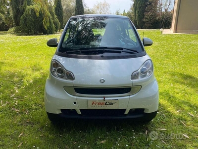 Usato 2009 Smart ForTwo Coupé Diesel (6.000 €)