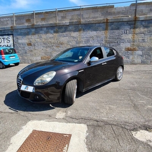 Usato 2011 Alfa Romeo Giulietta 1.4 Benzin 170 CV (7.300 €)