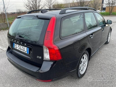 Usato 2011 Volvo V50 1.6 Diesel 109 CV (5.850 €)