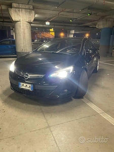 Venduto Opel Astra GTC Astra 1.6 Turb. - auto usate in vendita
